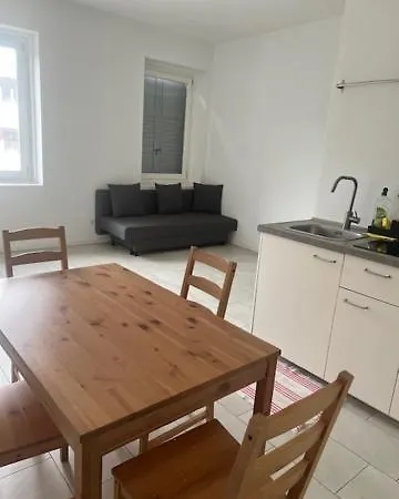 Apartman And Claudia Augusta *