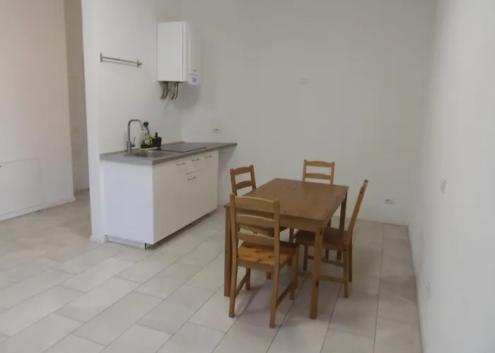 Διαμέρισμα And Claudia Augusta *