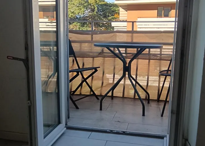 Διαμέρισμα And Claudia Augusta