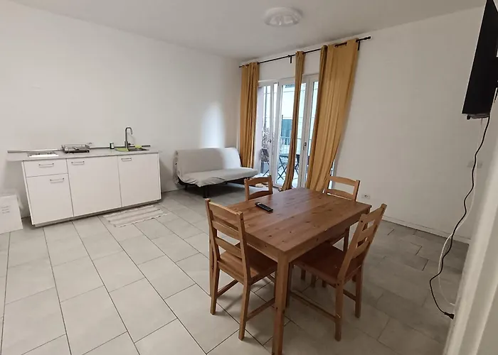 And Claudia Augusta Апартаменты Больцано